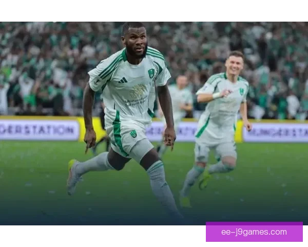 吉达国民连续三场失利后解雇主教练引发球队调整风波