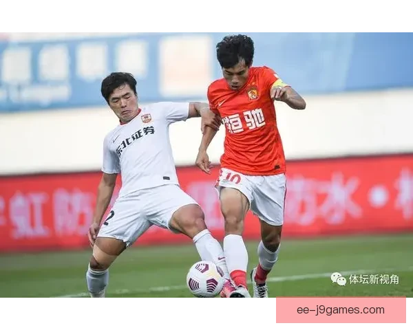 广州队全华班青年军崭露锋芒中甲联赛迎来青春风暴勇夺第三名