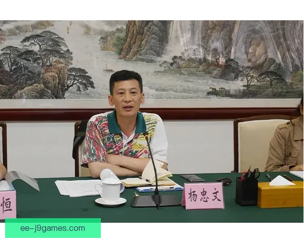 博加在尼斯边路高速突破展现个人技术与团队配合魅力